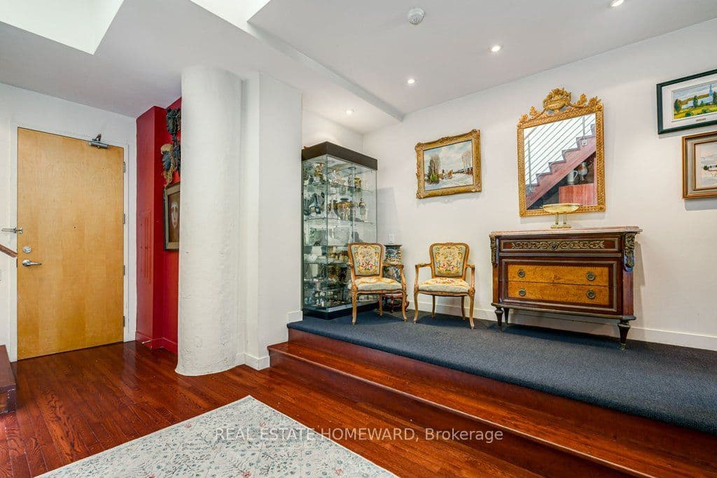 155 Dalhousie Street PH1, Toronto, ON M5B 2P7