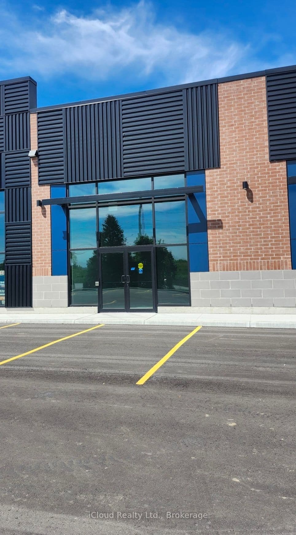 85 Bonds Corner 22, Woodstock, ON N4S 7V9