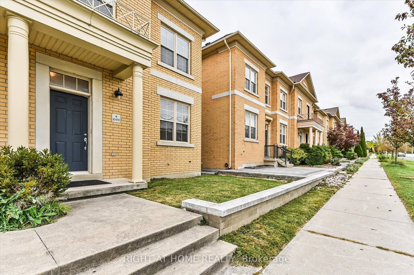 10490 Victoria Square Boulevard, Markham, ON L6C 0A4