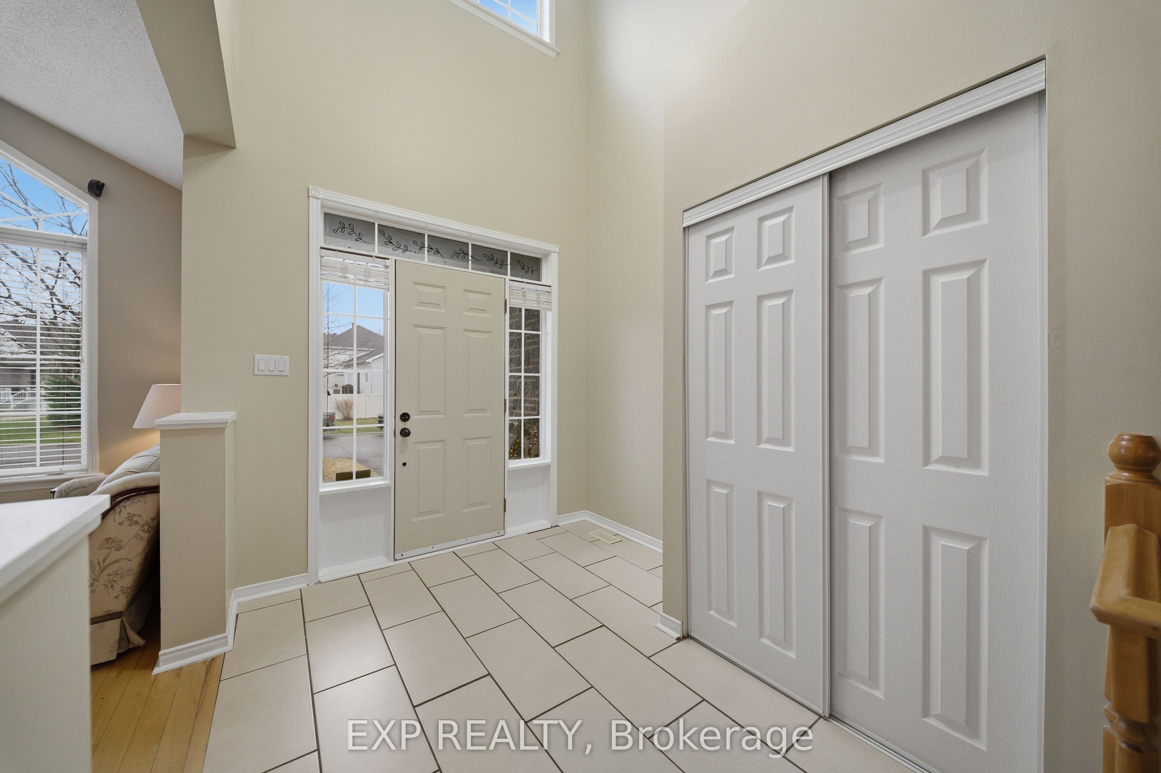 80 La Prairie Street, Russell, ON K0A 1W0