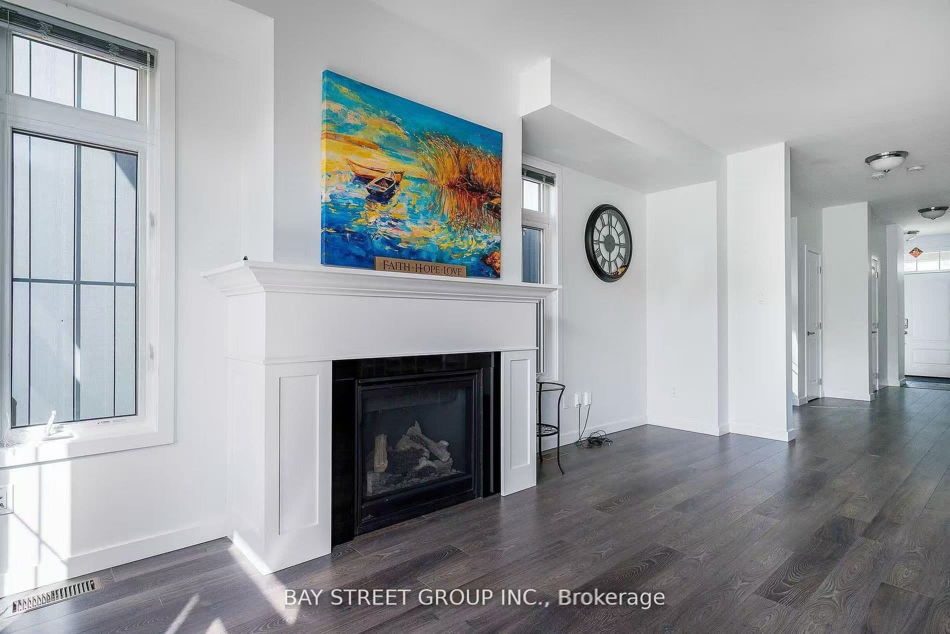 142 yellow birch Crescent, Blue Mountains, ON L9Y 0R4