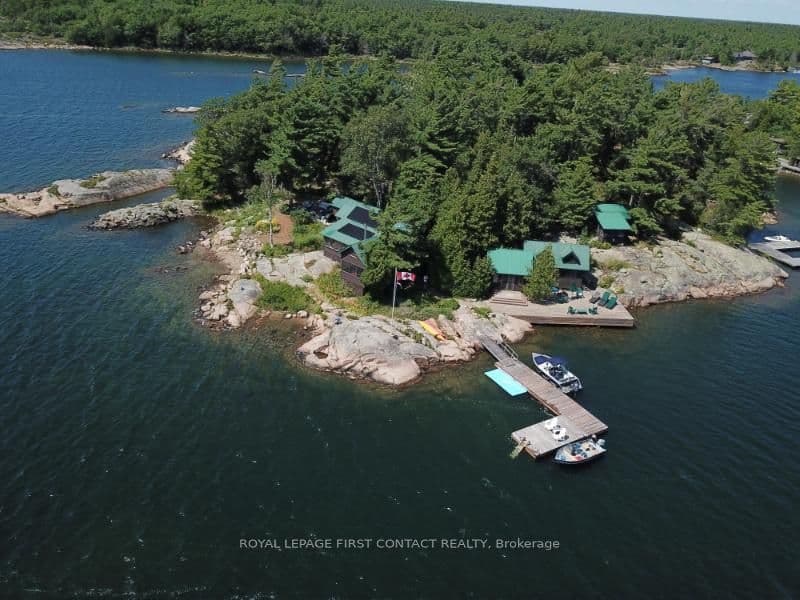 1 A207 Island, The Archipelago, ON P0G 1K0