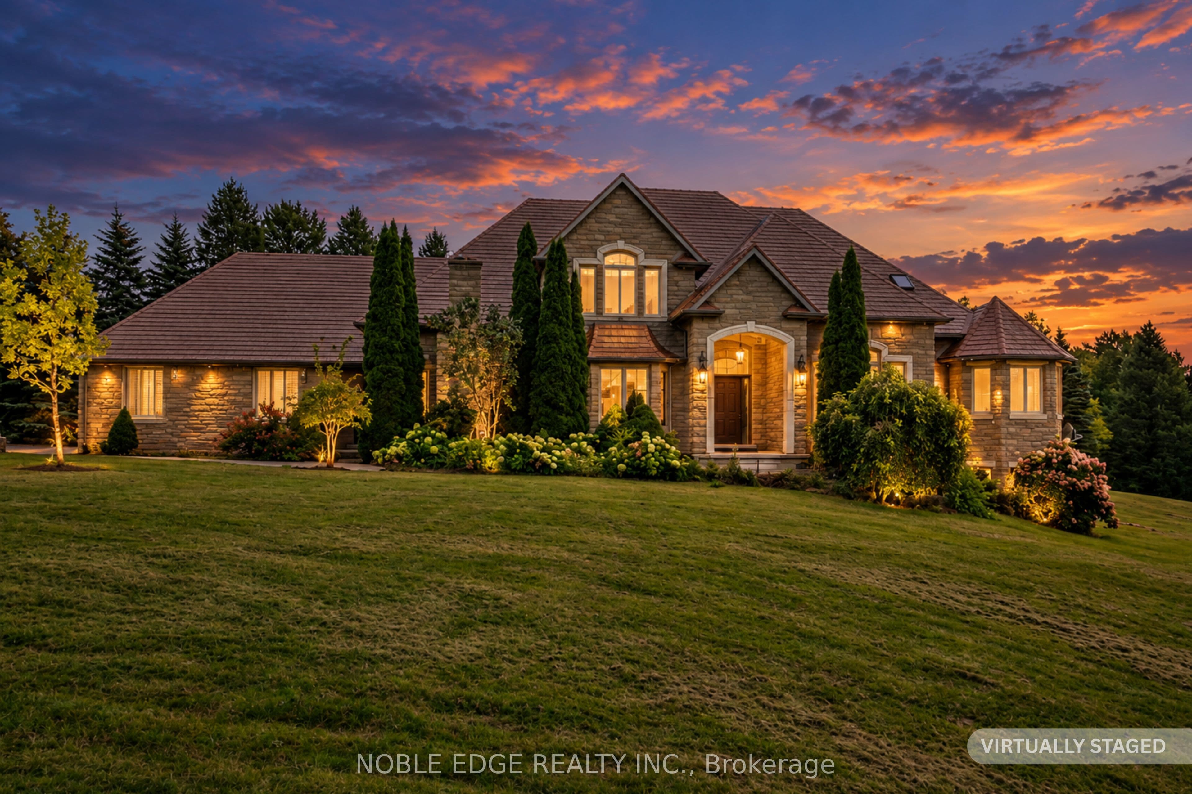 7 Walton Drive, Caledon, ON L7E 0A2