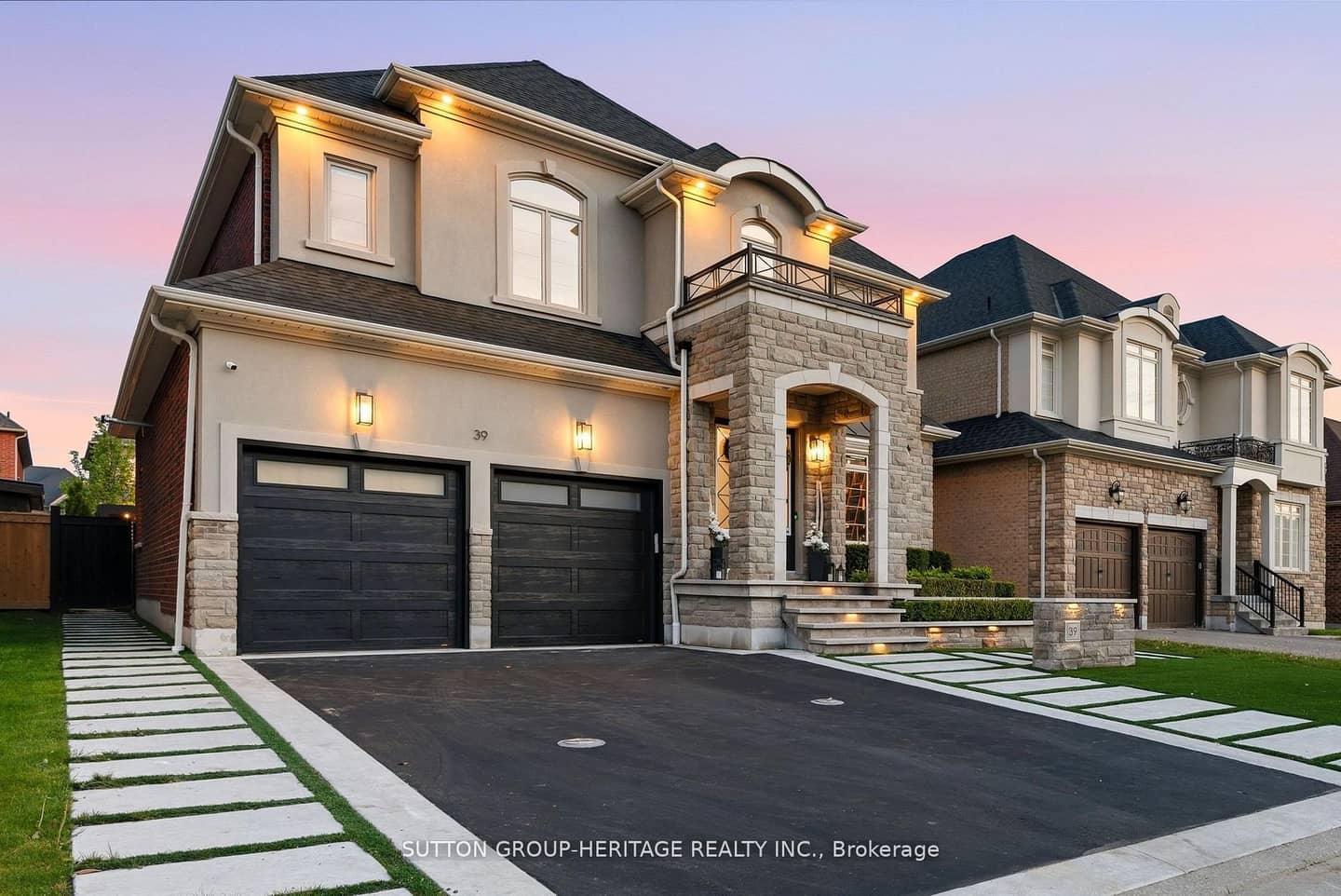 39 Glengowan Street, Whitby, ON L1R 0K9