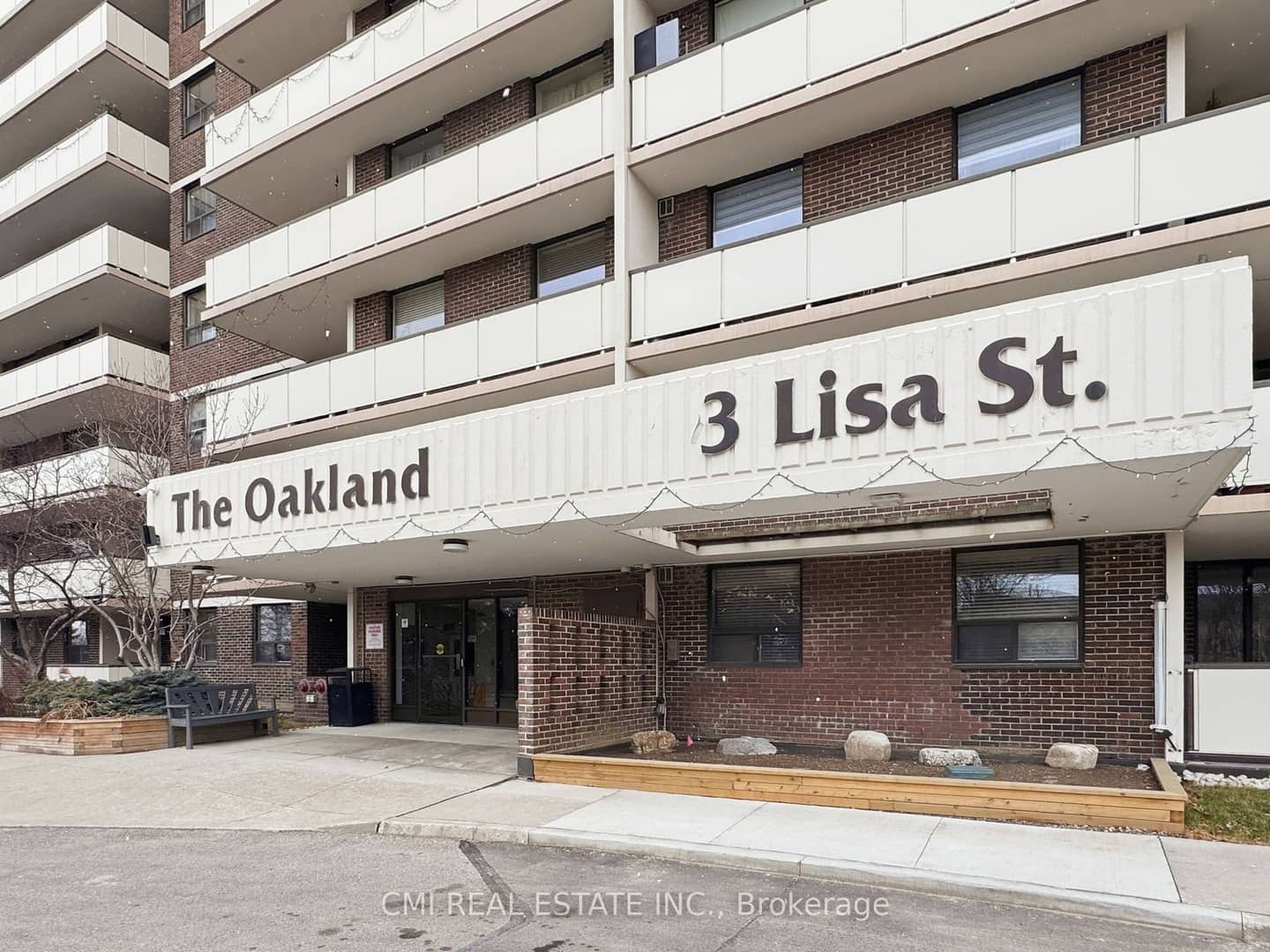 3 Lisa Street 308, Brampton, ON L6T 4A2