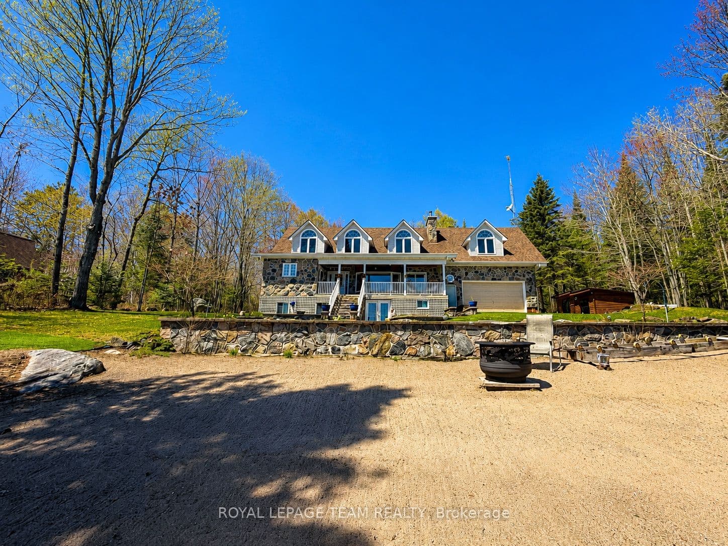 1324A River Road, Hastings Highlands, ON K0J 1B0