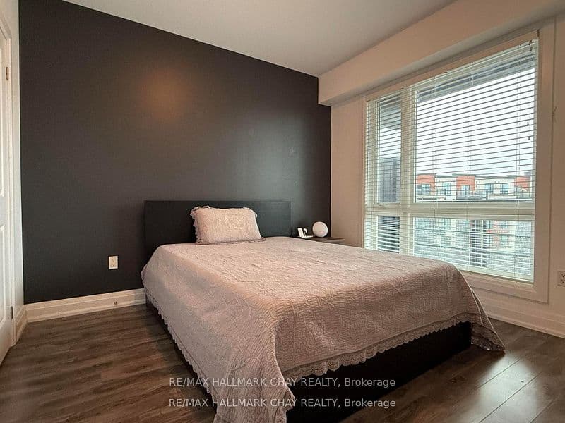 302 Essa Road 505, Barrie, ON L9J 0H3