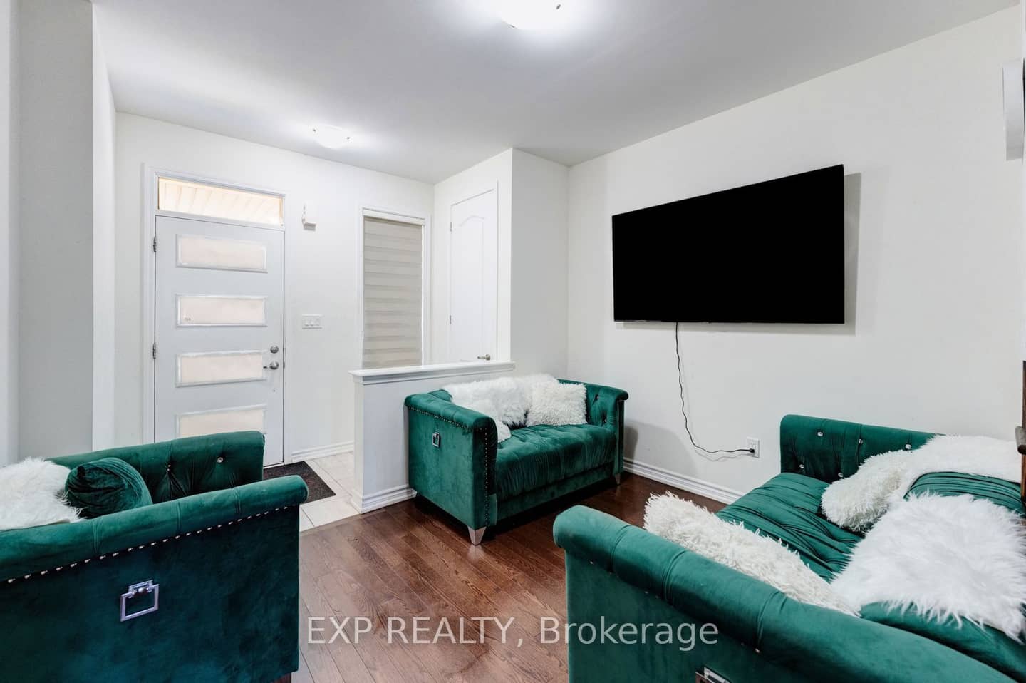 34 Circus Crescent, Brampton, ON L7A 5E3