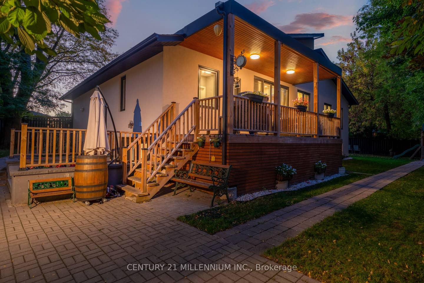 12 Legato Court, Toronto, ON M3B 1L7