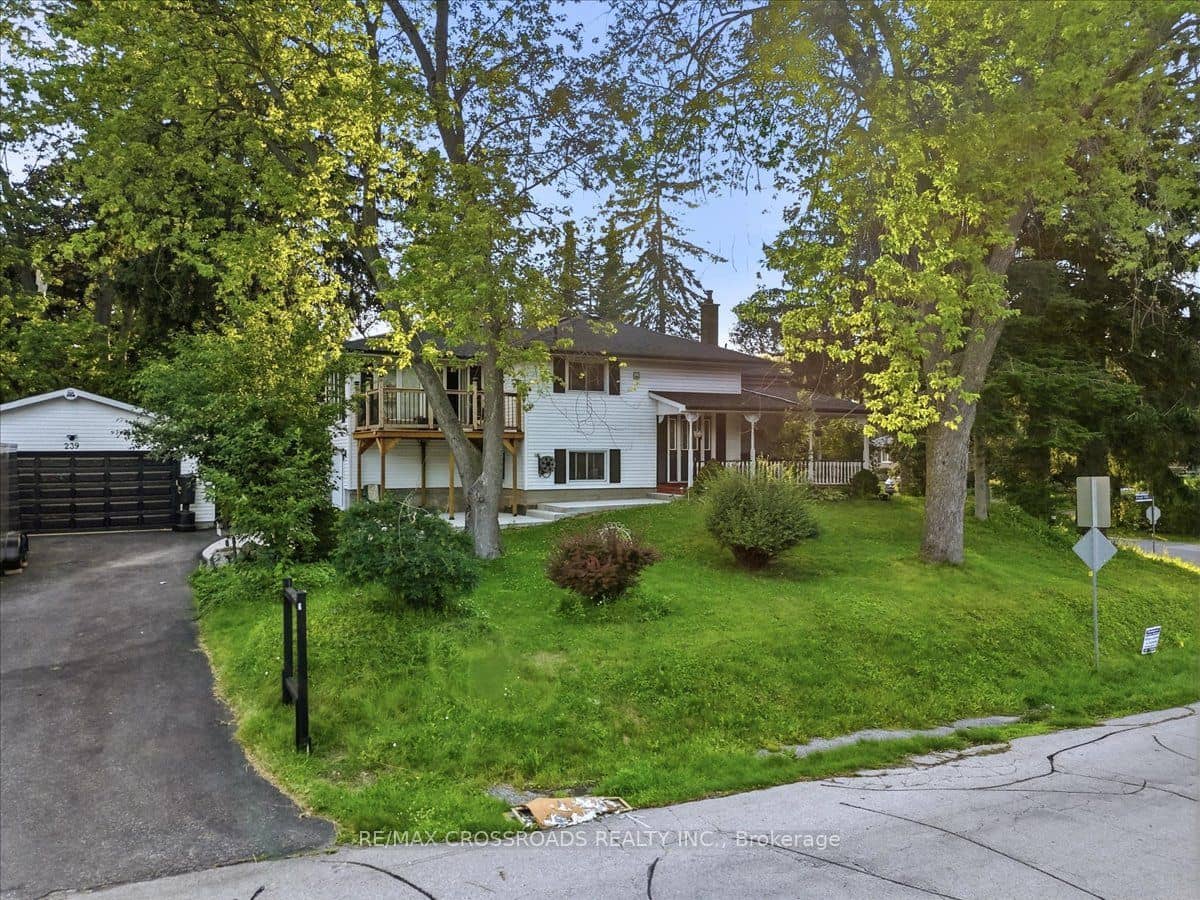 239 Island Road, Toronto, ON M1C 2R1