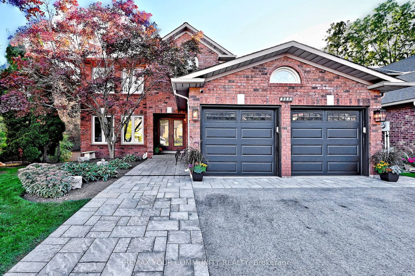 1530 Canada Court, Oakville, ON L6H 5A8