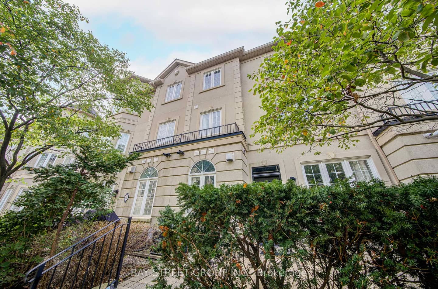 11 Everson Drive 105, Toronto, ON M2N 7B9