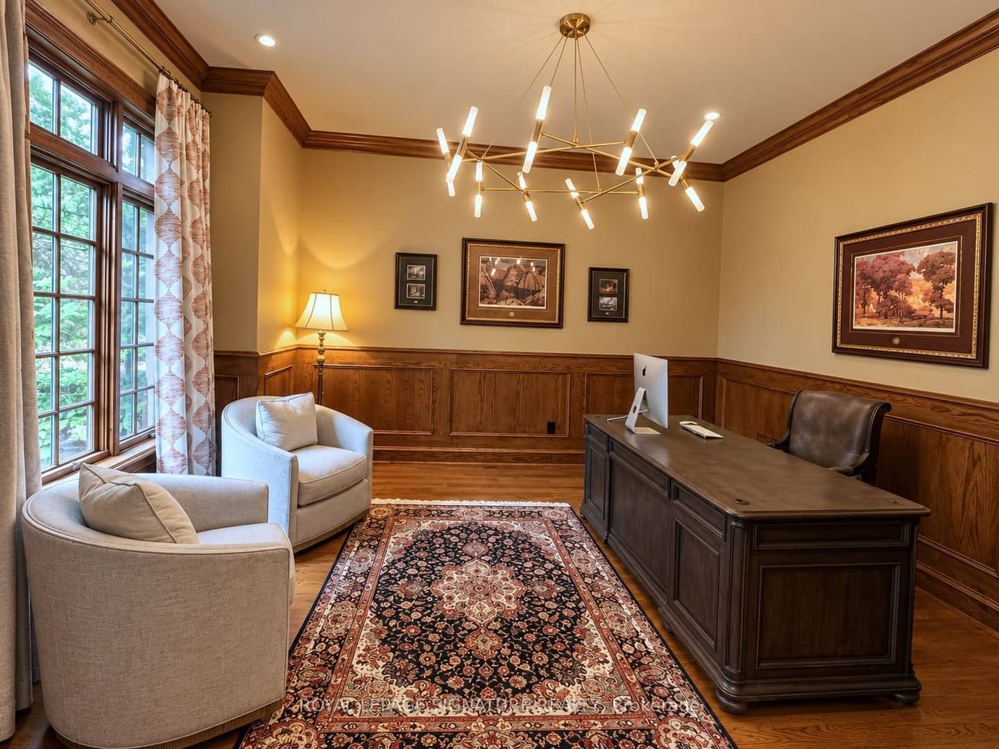 1 Oakley Place, Toronto, ON M2P 2G3