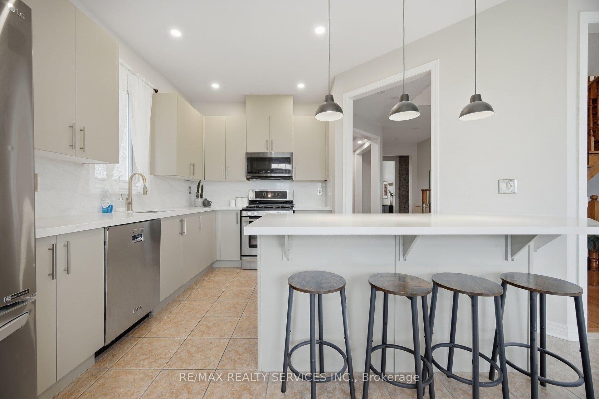 100 Southlake Boulevard, Brampton, ON L6V 4P2