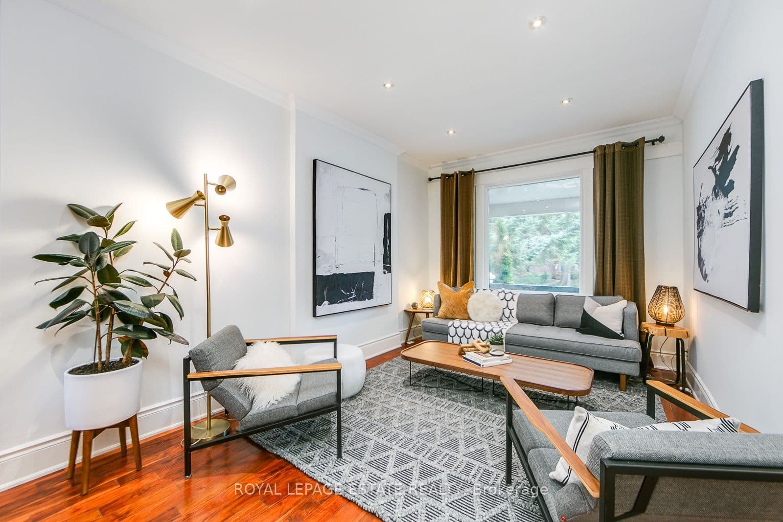 98 Malvern Avenue N, Toronto, ON M4E 3E5