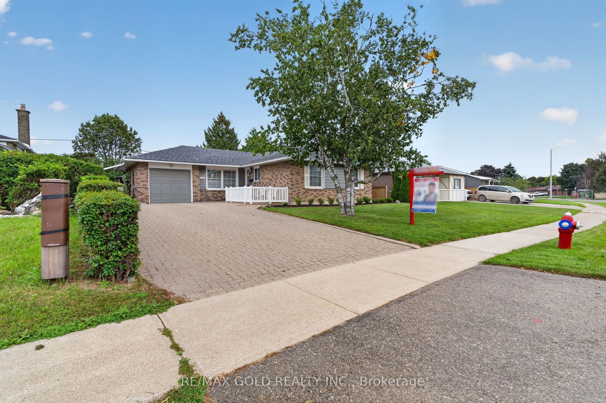 234 Avondale Boulevard, Brampton, ON L6T 1J4
