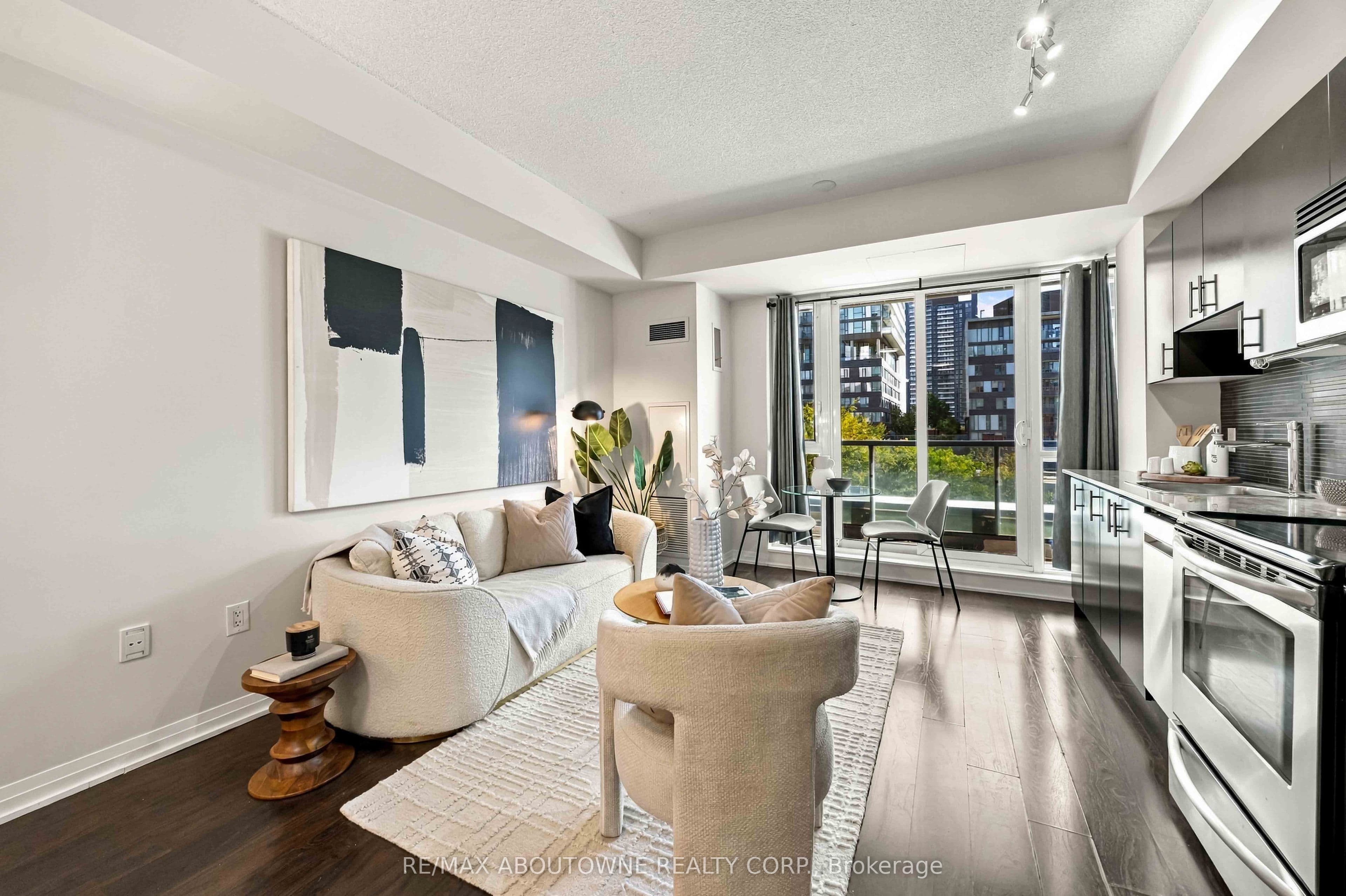 25 Cole Street 320, Toronto, ON M5A 4M3