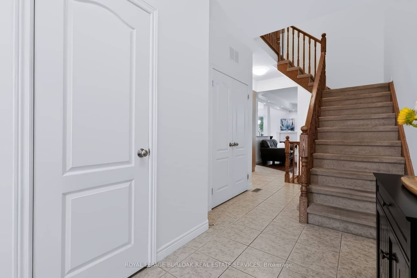 5151 Upper Middle Road 11, Burlington, ON L7L 7C8