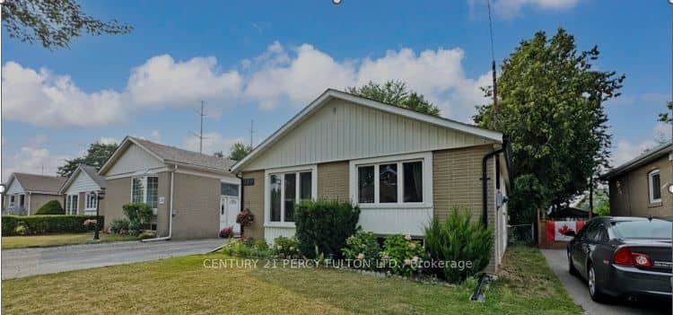 140 Benleigh Drive, Toronto, ON M1H 1K3