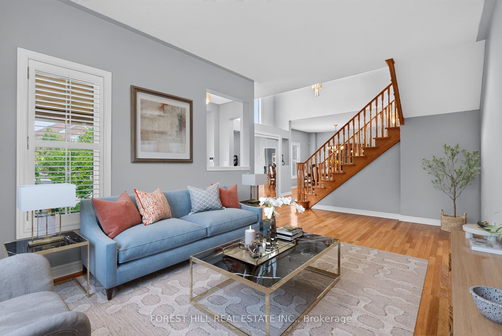 2 Foxfield Crescent, Vaughan, ON L4K 5G2