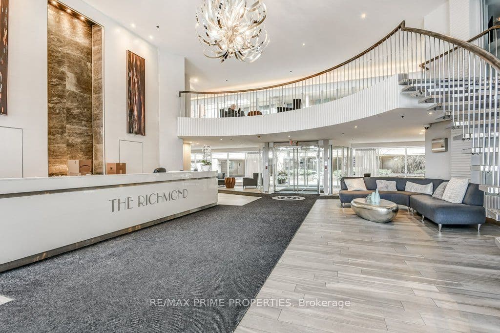 323 E Richmond Street 1009, Toronto, ON M5A 4R3