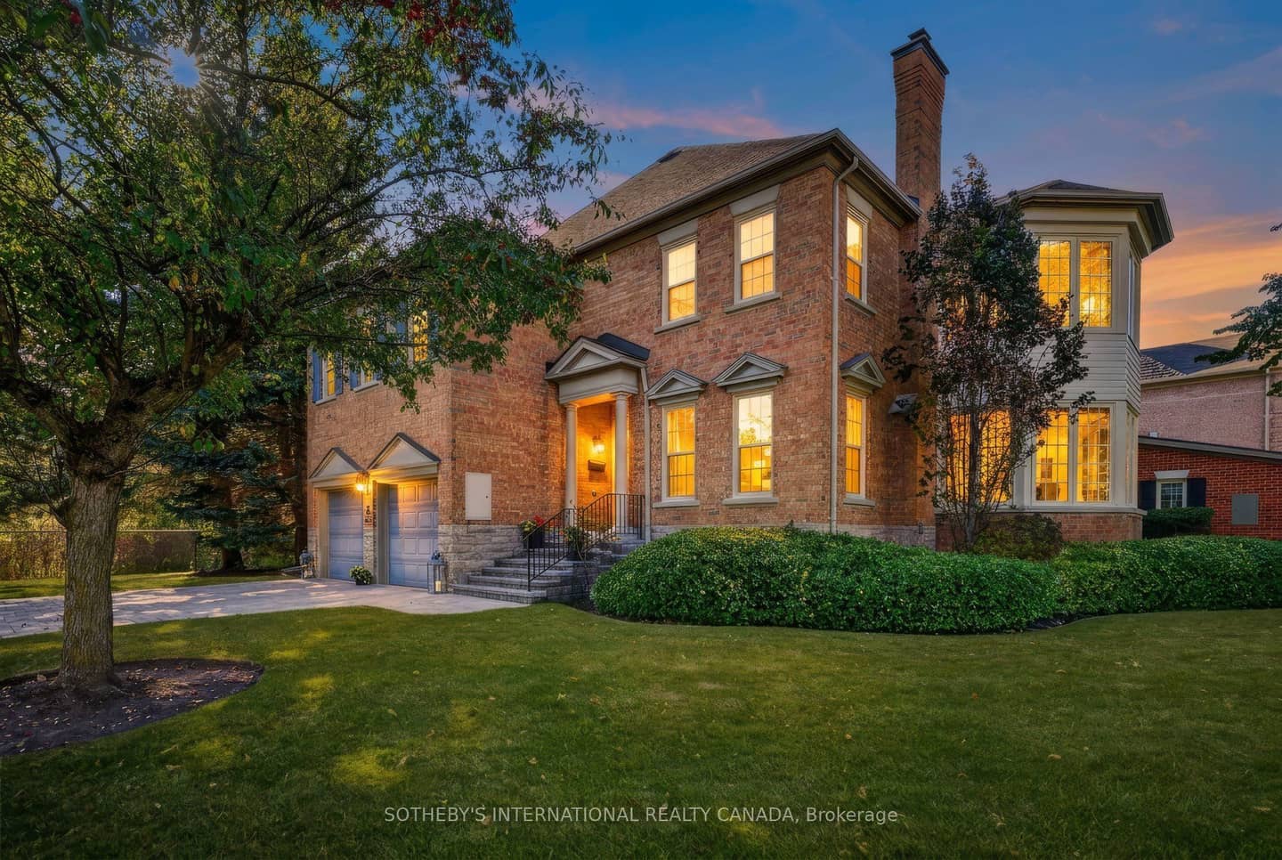 4211 Millcroft Park Drive, Burlington, ON L7M 3Y9