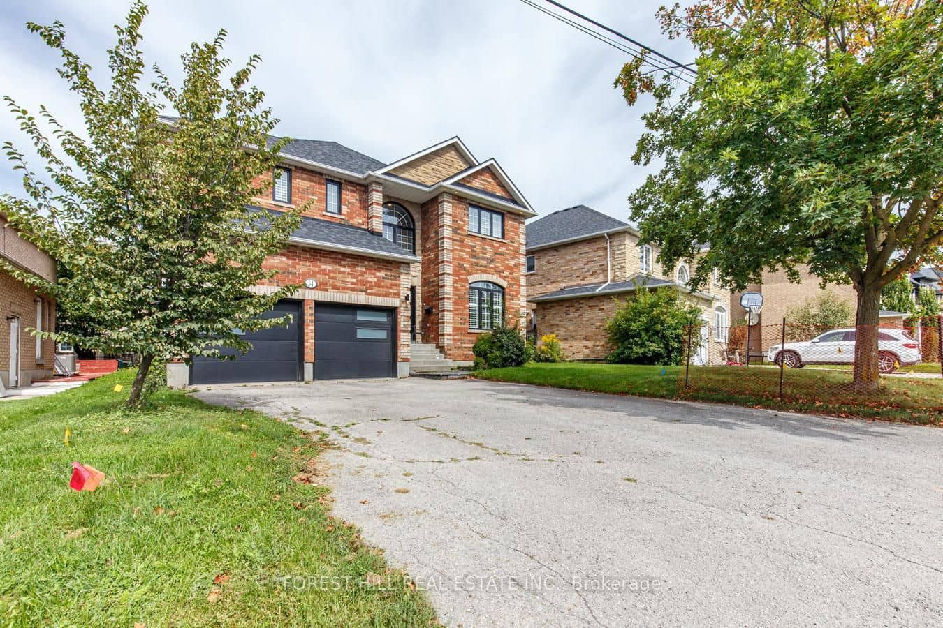 54 Maple Grove Avenue, Richmond Hill, ON L4E 2V5