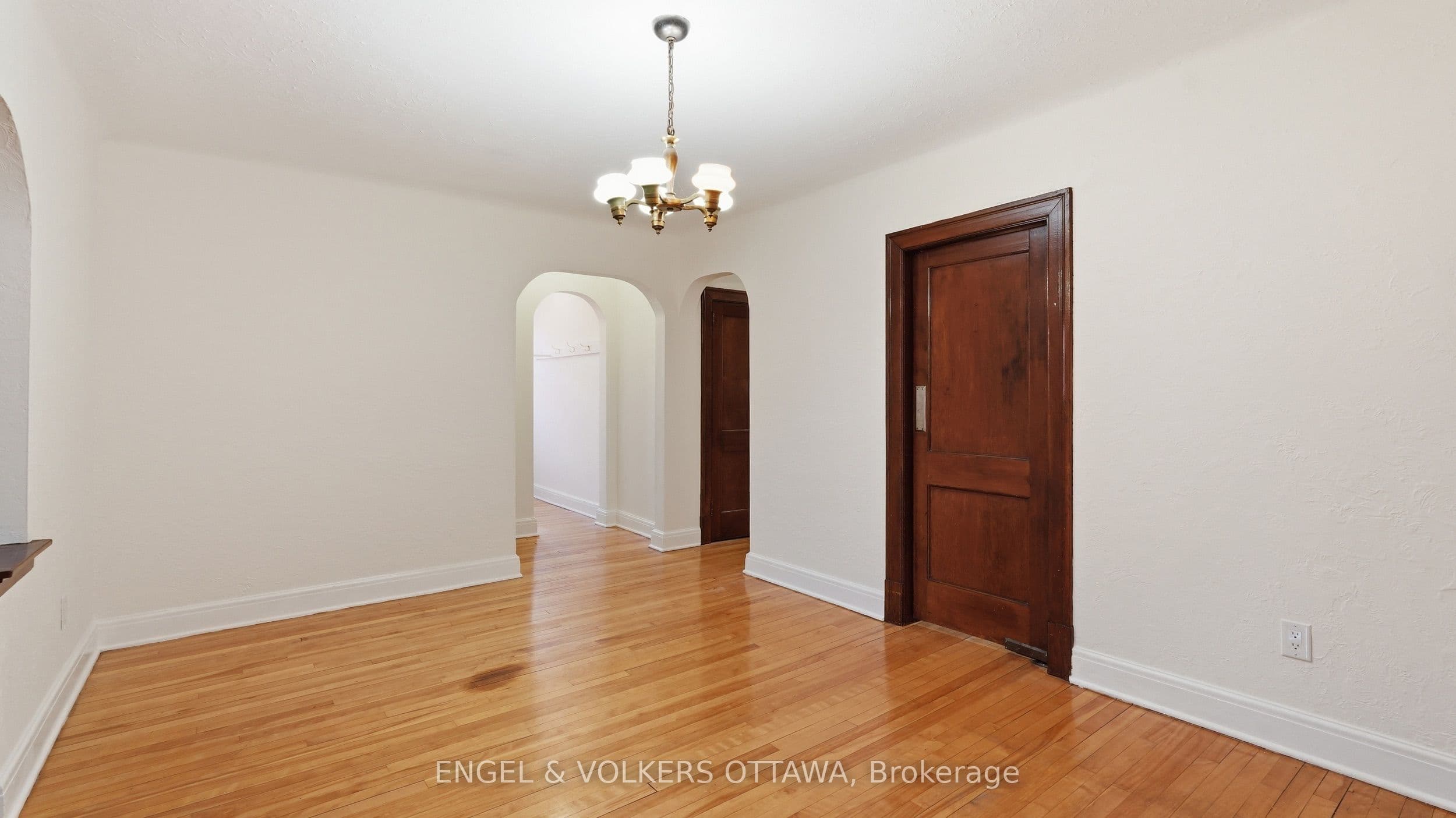 99 Charlotte Street 3, Lower Town - Sandy Hill, ON K1N 8J9
