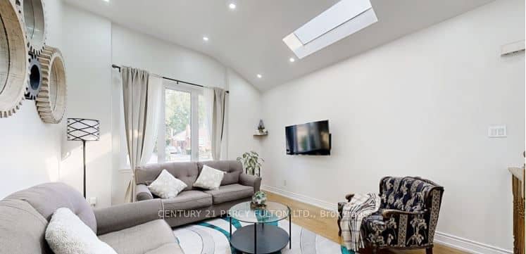 140 Benleigh Drive, Toronto, ON M1H 1K3
