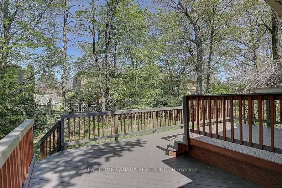 2197 Dunedin Road, Oakville, ON L6J 5V2