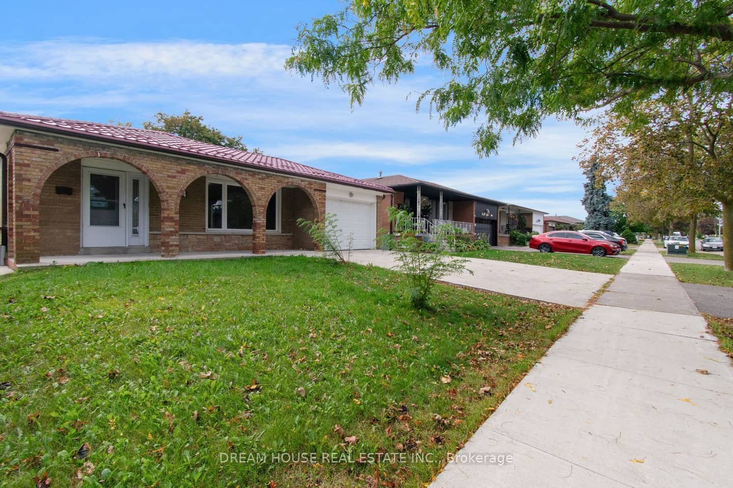 3764 Wyewood Road, Mississauga, ON L4T 2A2
