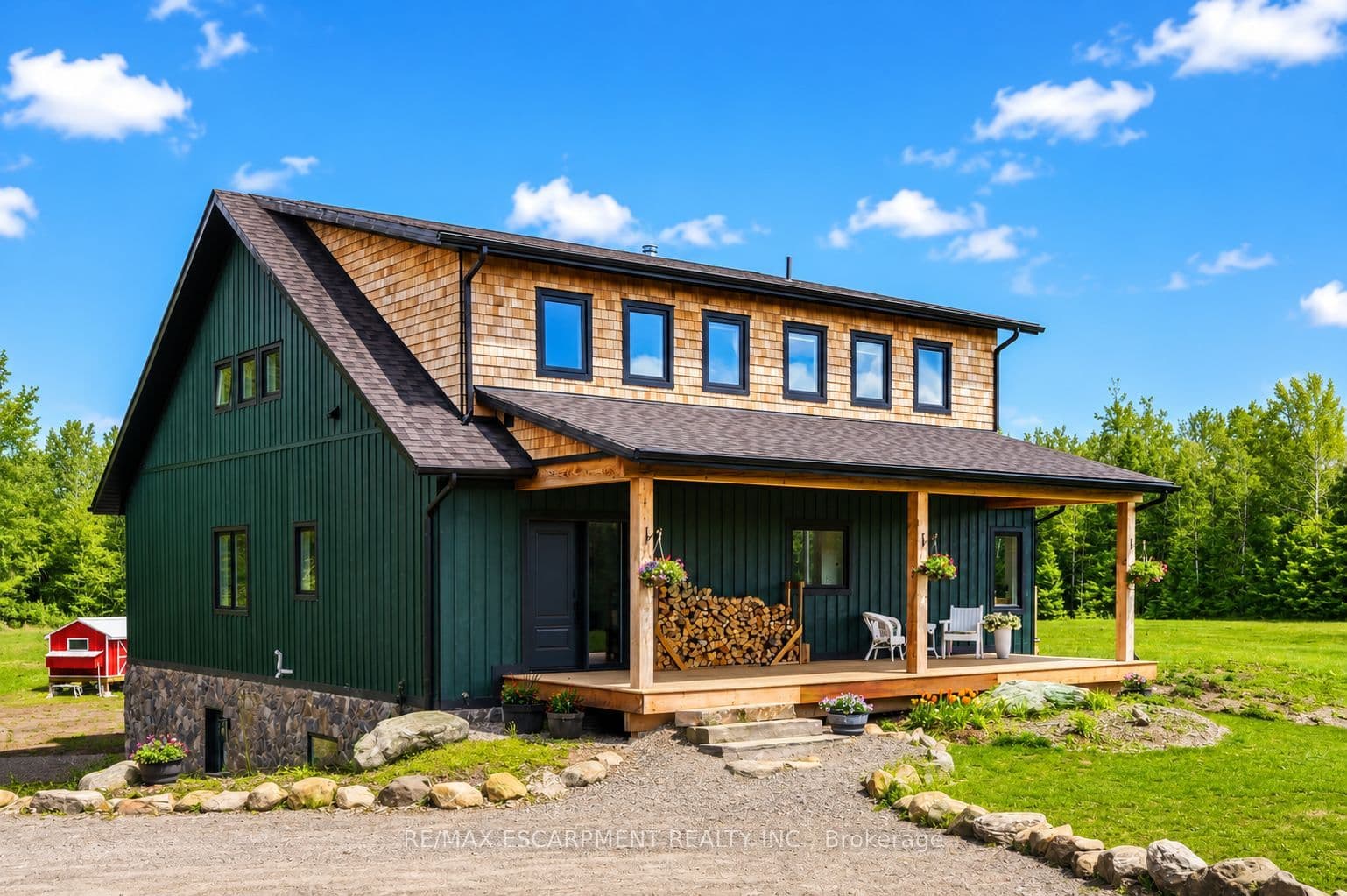 1161 Barkway Road, Gravenhurst, ON P1P 1R3