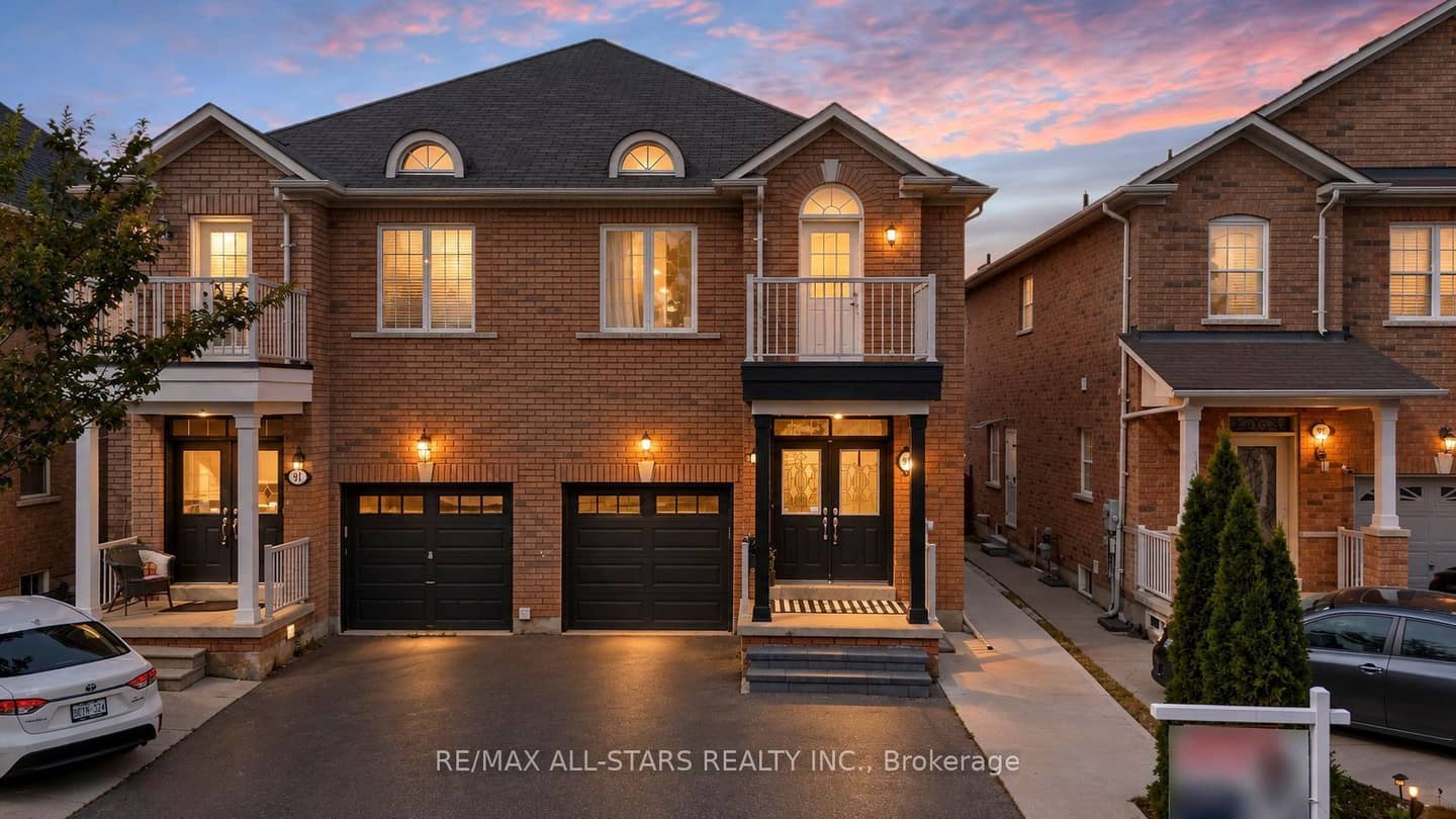 93 Arco Circle, Vaughan, ON L6A 3Z6