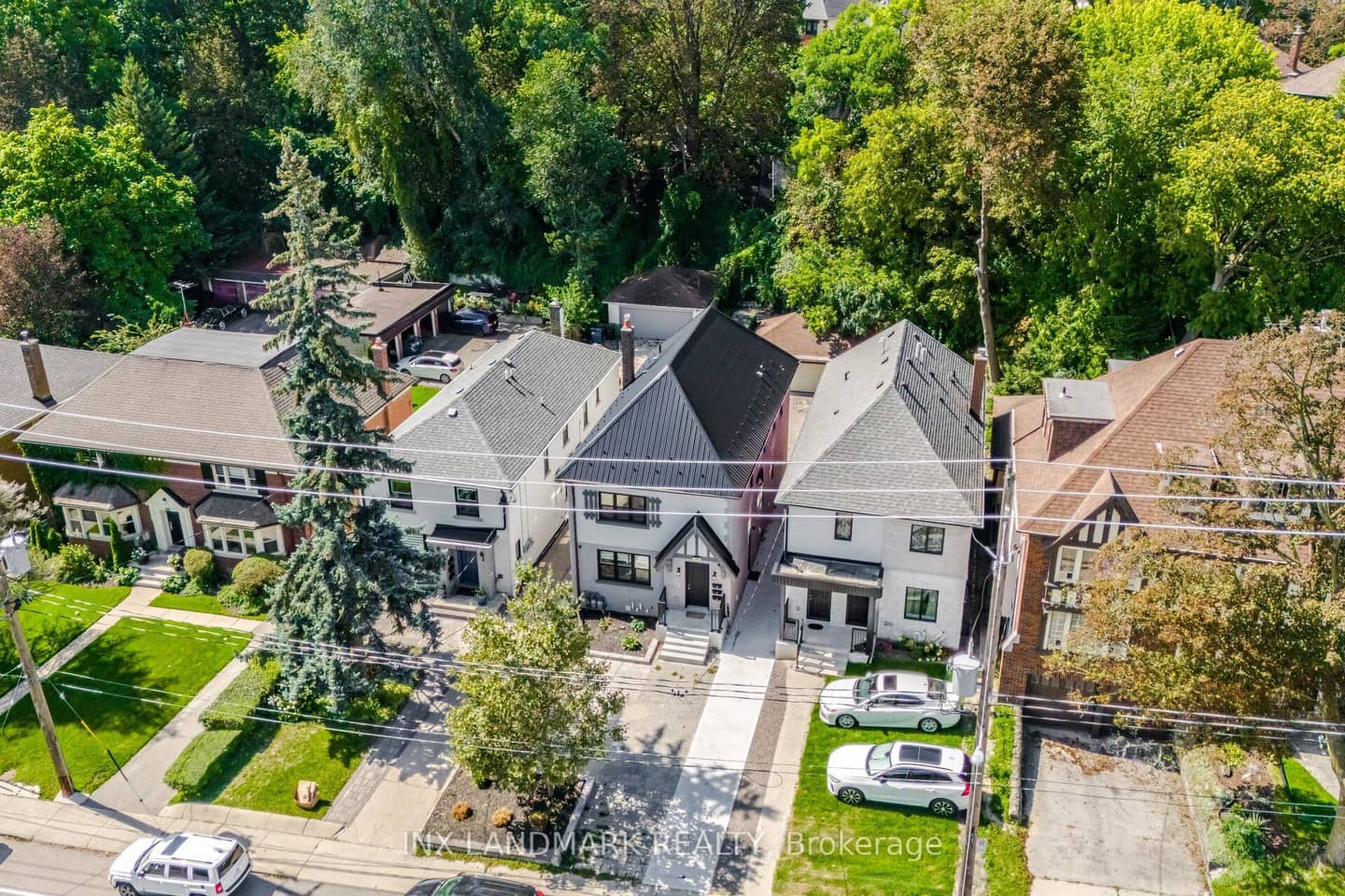 298 South Kingsway, Toronto, ON M6S 3T9