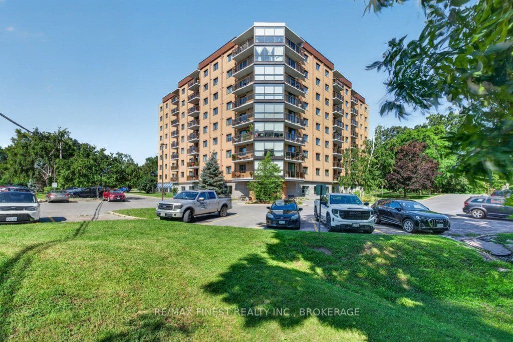 120 Barrett Court 307, Kingston, ON K7L 5H6