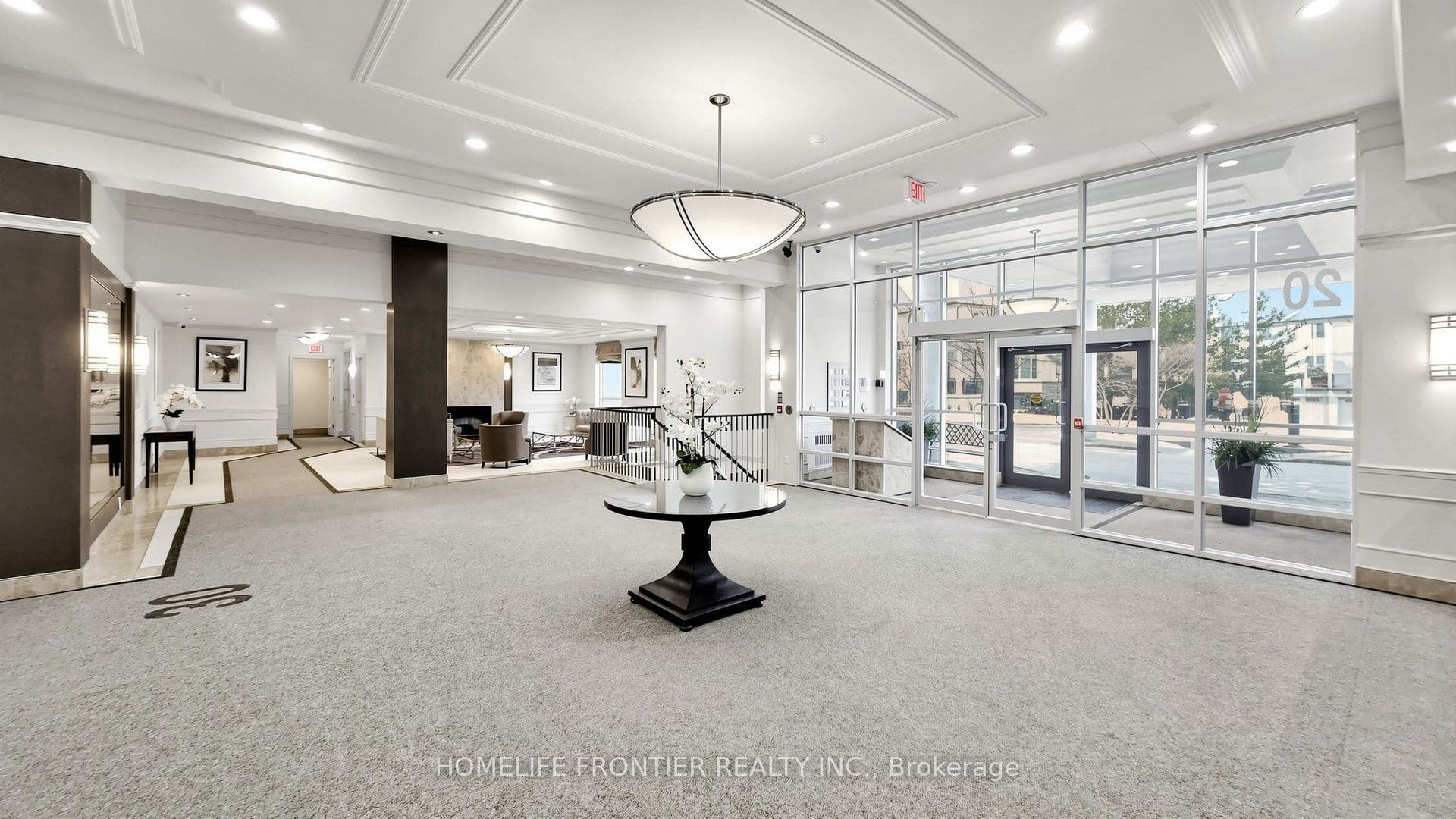 20 North Park Road 108, Vaughan, ON L4J 0G7
