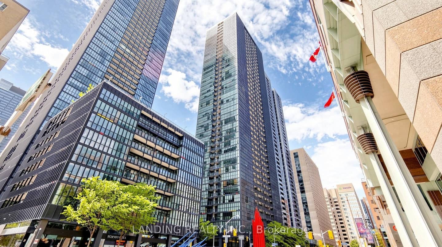 110 Charles Street E 3404, Toronto, ON M4Y 1T5