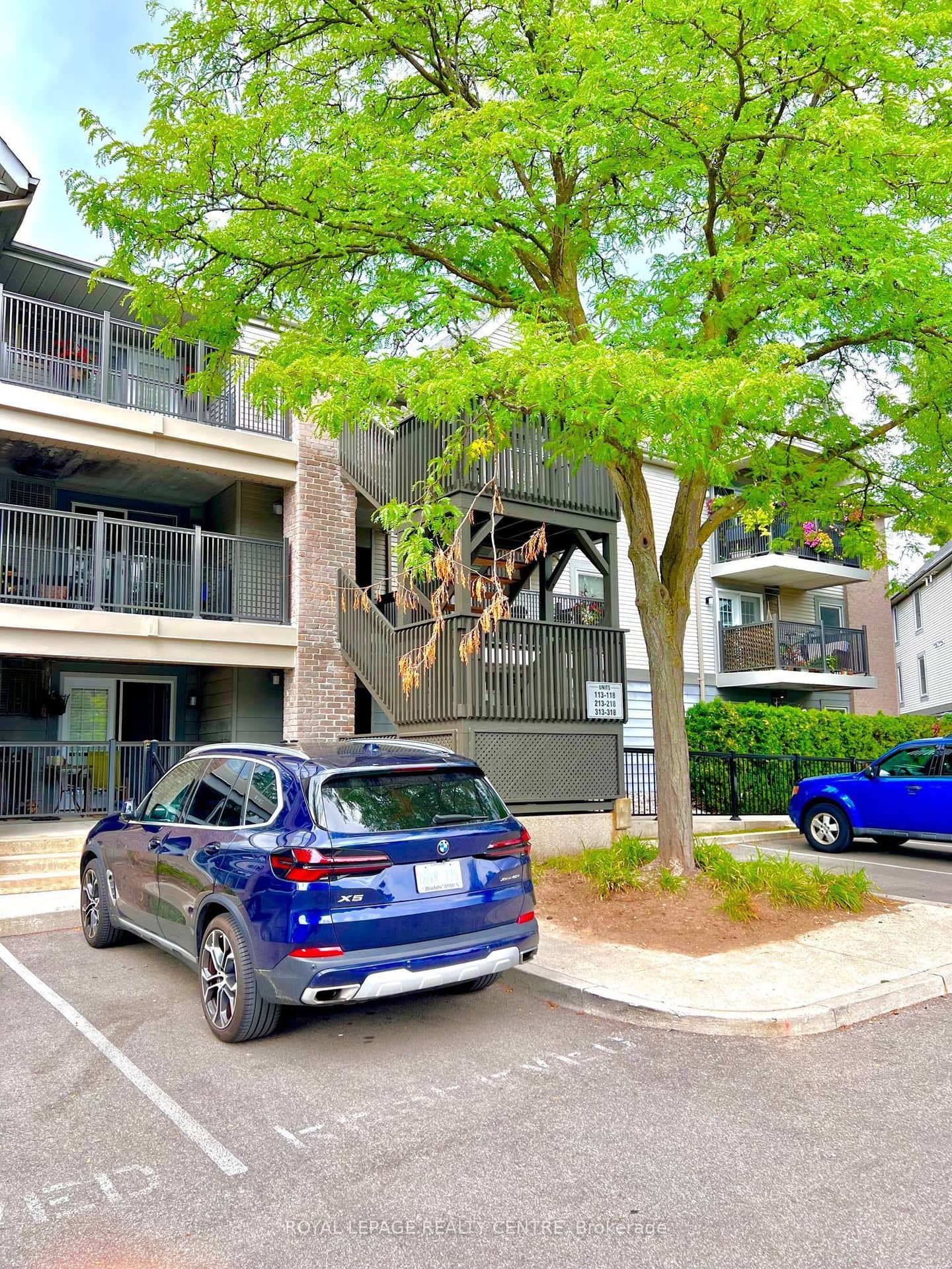 2040 Cleaver Avenue 115, Burlington, ON L7M 4C4