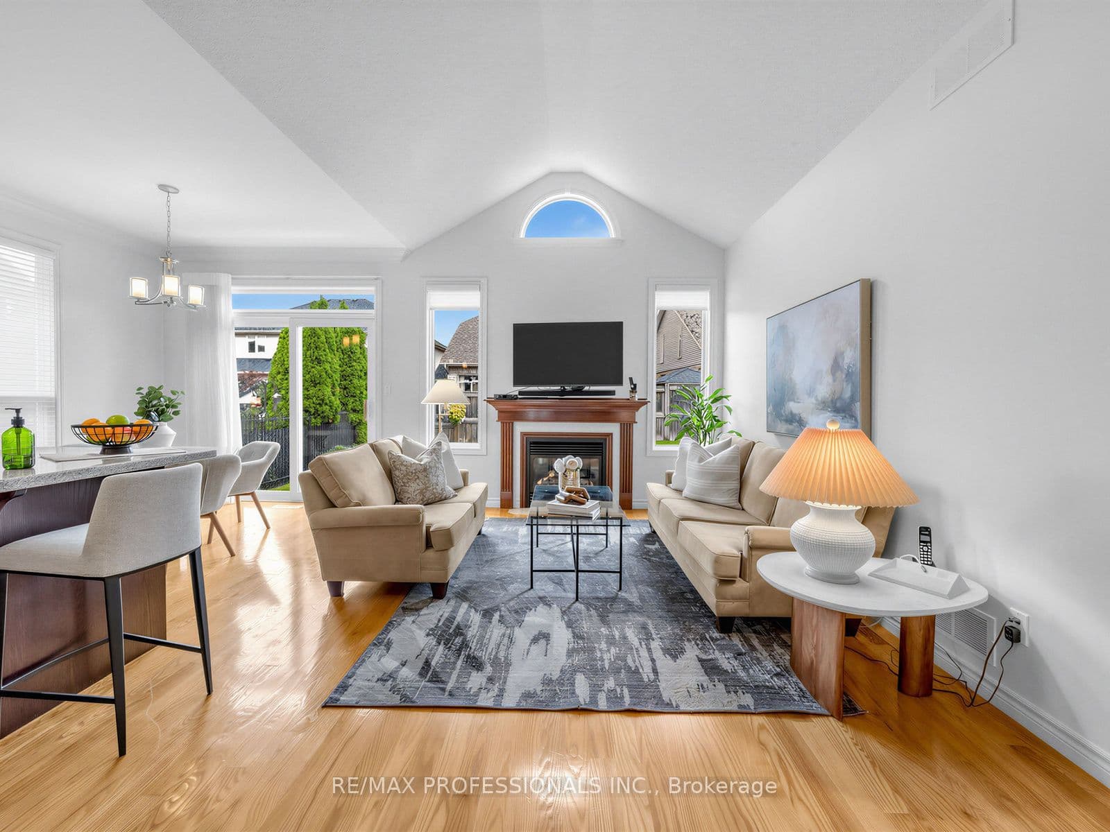 360 Britannia Avenue E, Oshawa, ON L1L 0B2