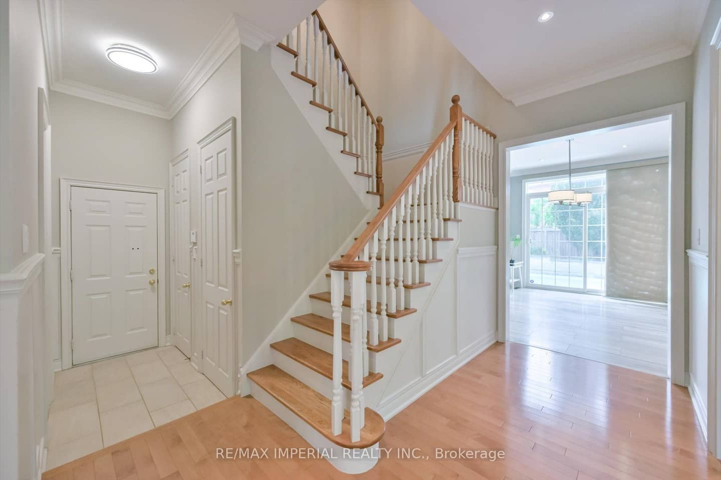 11 Candlelight Drive, Richmond Hill, ON L4E 5E4