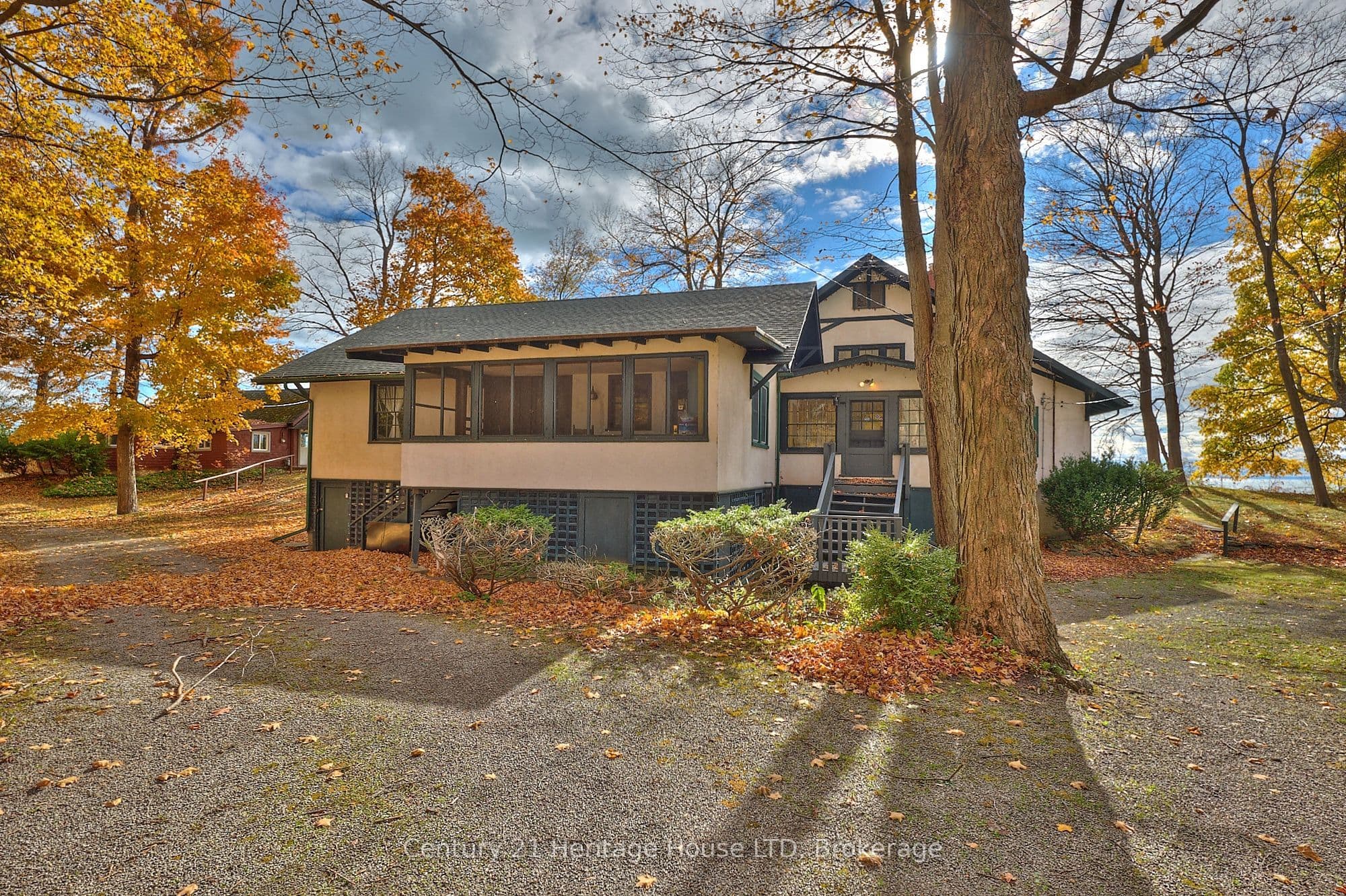 1033 FIRELANE 1 Road, Port Colborne, ON L3K 5V3