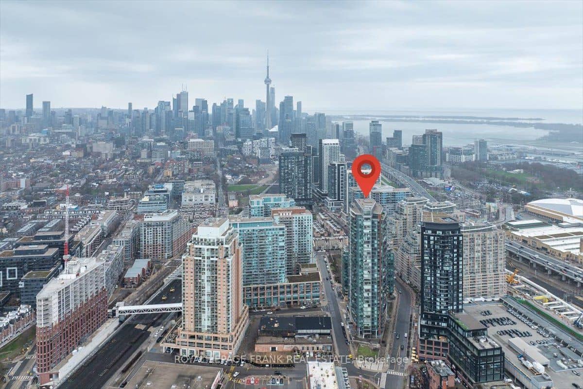 150 East Liberty Street 405, Toronto, ON M6K 3R5
