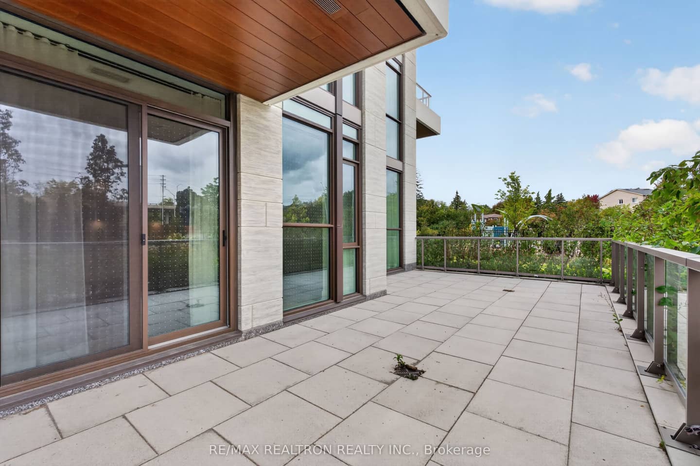 397 Royal Orchard Boulevard 108, Markham, ON L3T 0H3