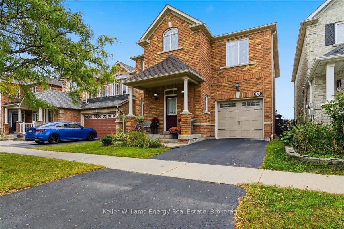 27 Dent Street, Ajax, ON L1T 4G1