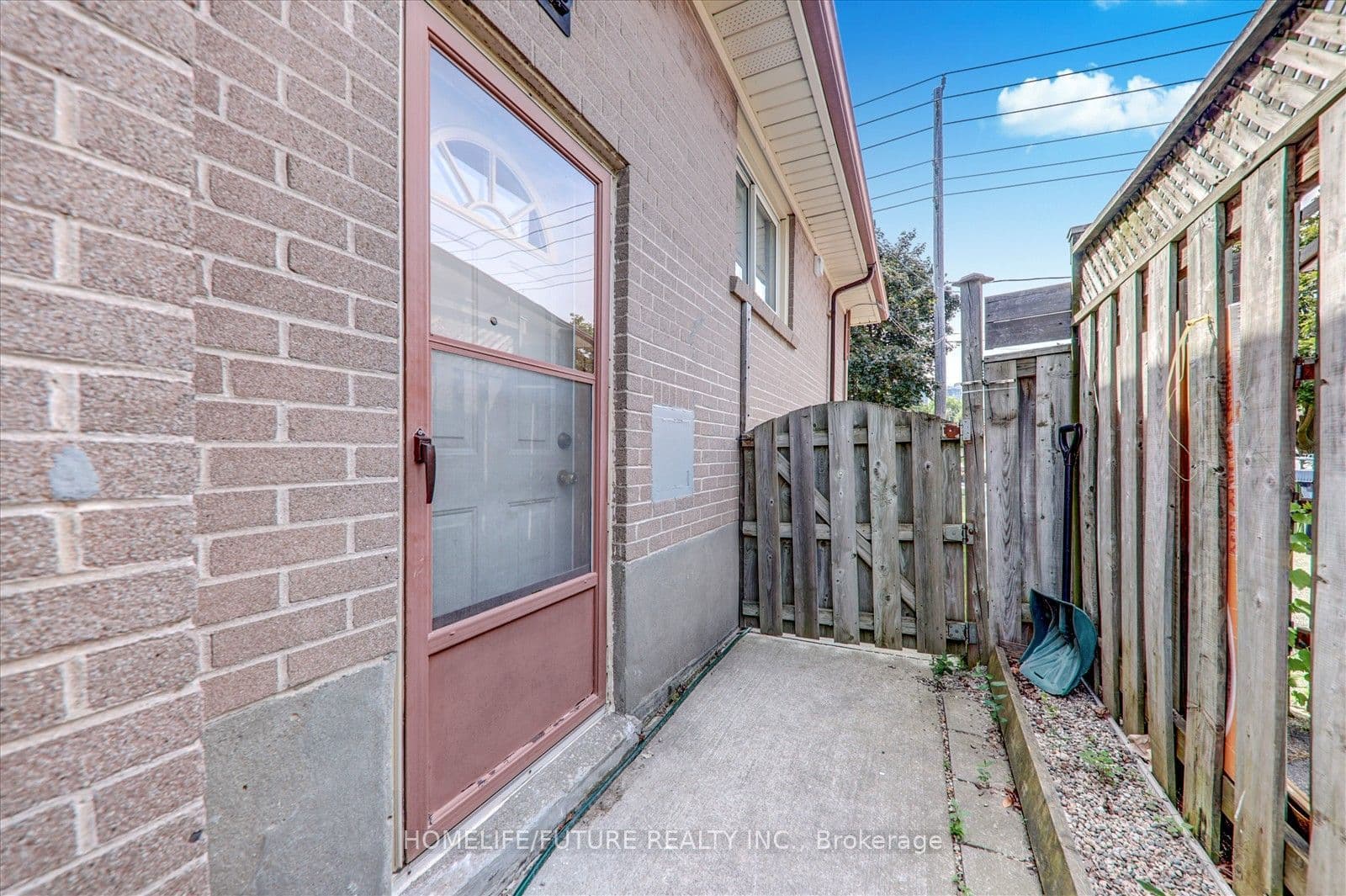 417 Painted Post Drive Bsmt, Toronto, ON M1G 2M7