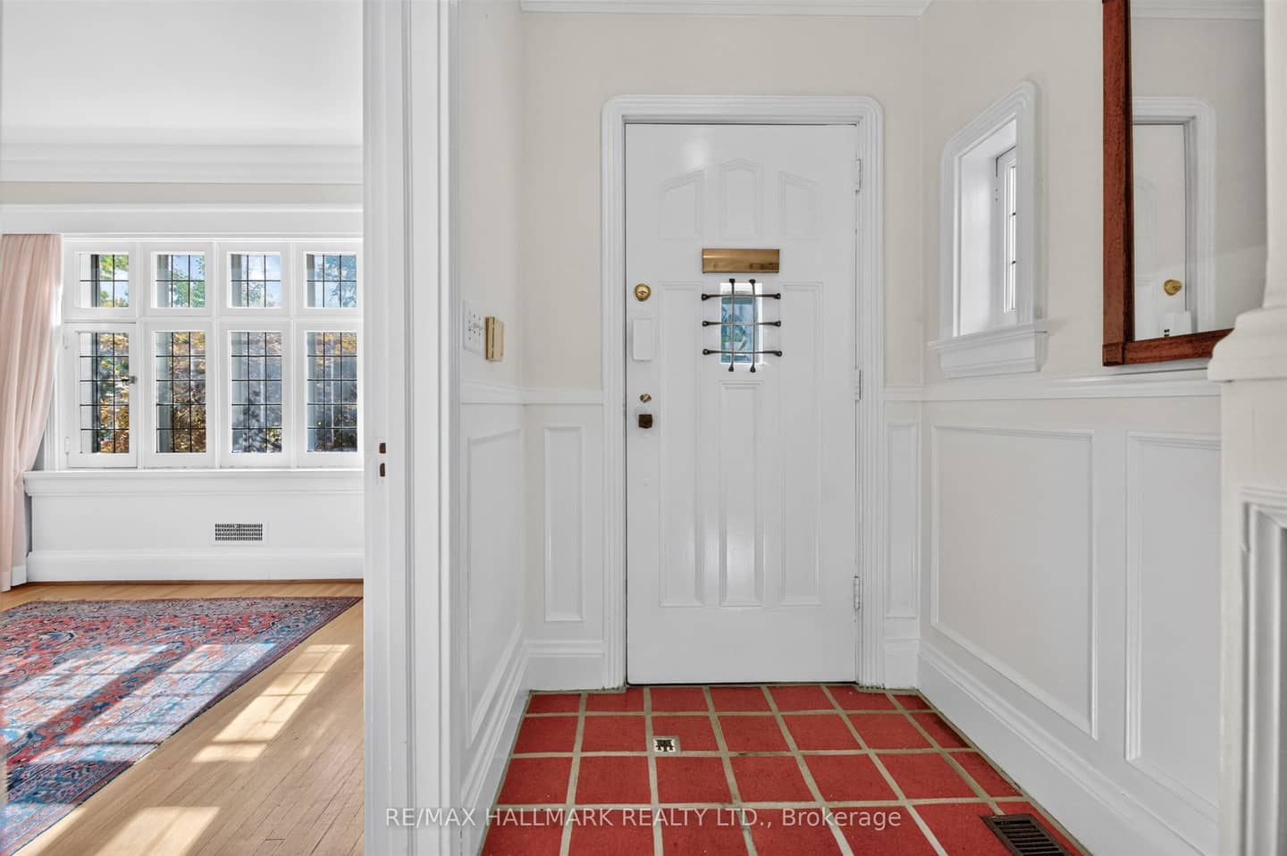 70 Parkview Avenue, Toronto, ON M2N 3Y2