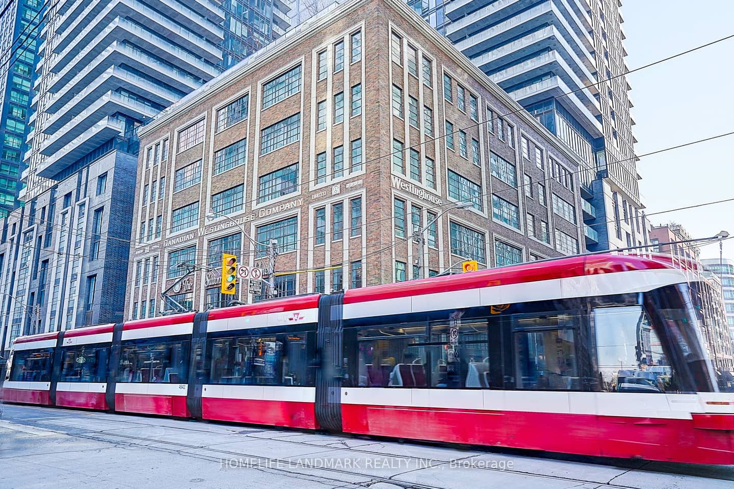 115 Blue Jays Way 702, Toronto, ON M5V 0N4