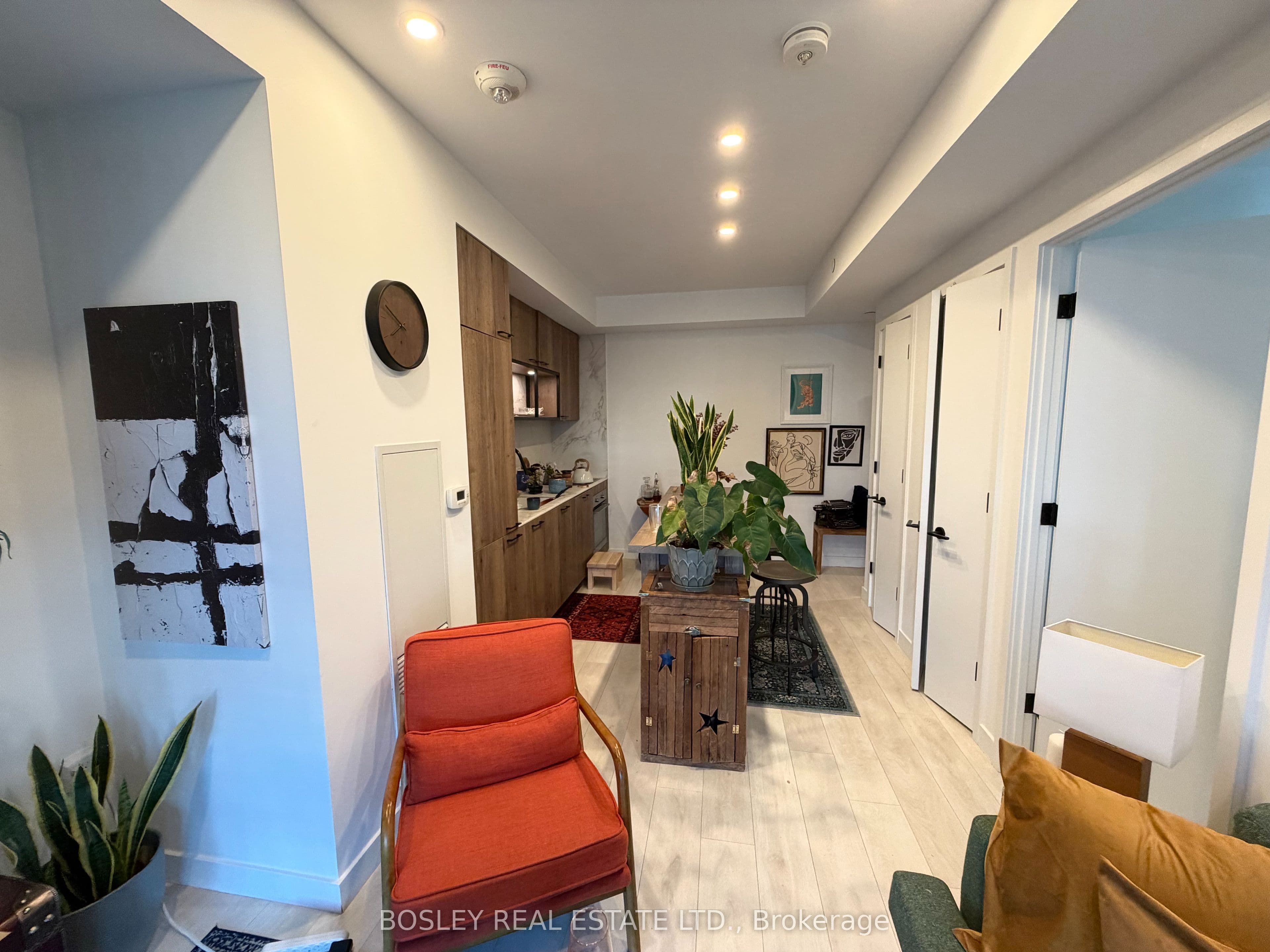 505 Richmond Street W 708, Toronto, ON M5V 0P4