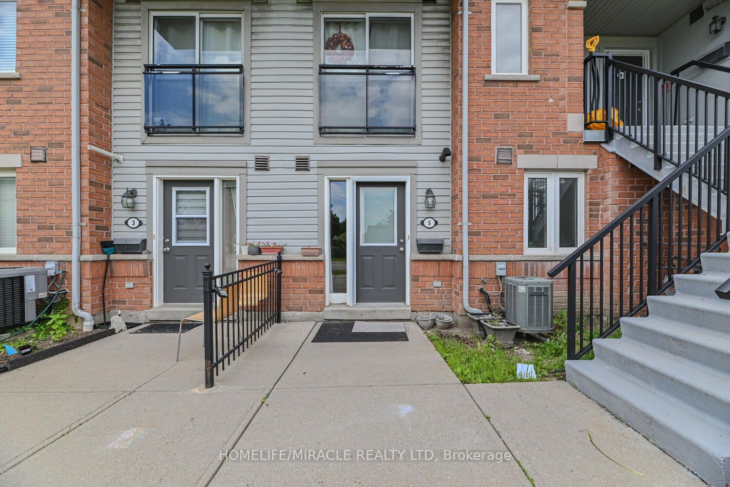 4620 Guildwood Way 5, Mississauga, ON L5R 4H4