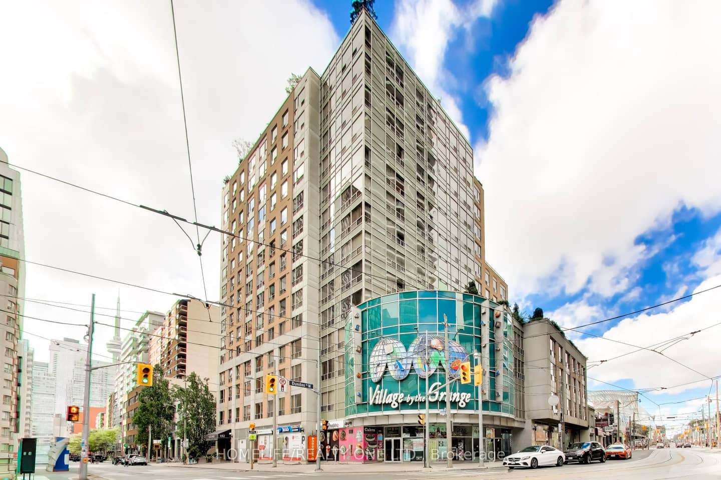 152 St Patrick Street 1105, Toronto, ON M5T 3J9